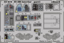 AV-8B　内装　接着剤塗布済 1/32 