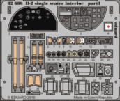 Il-2 単座席型　内装　接着剤塗布済 1/32 