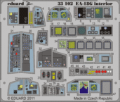 EA-18G　内装　接着剤塗布済 1/32 