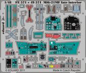 MiG-21MF　後期型内装　接着剤塗布済 1/48 