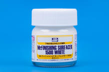 Mr. Finishing Surfacer 1500 White - stříkací tmel bílý 40ml 