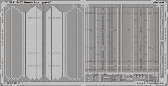 F-22 bomb bay 1/72  - 2